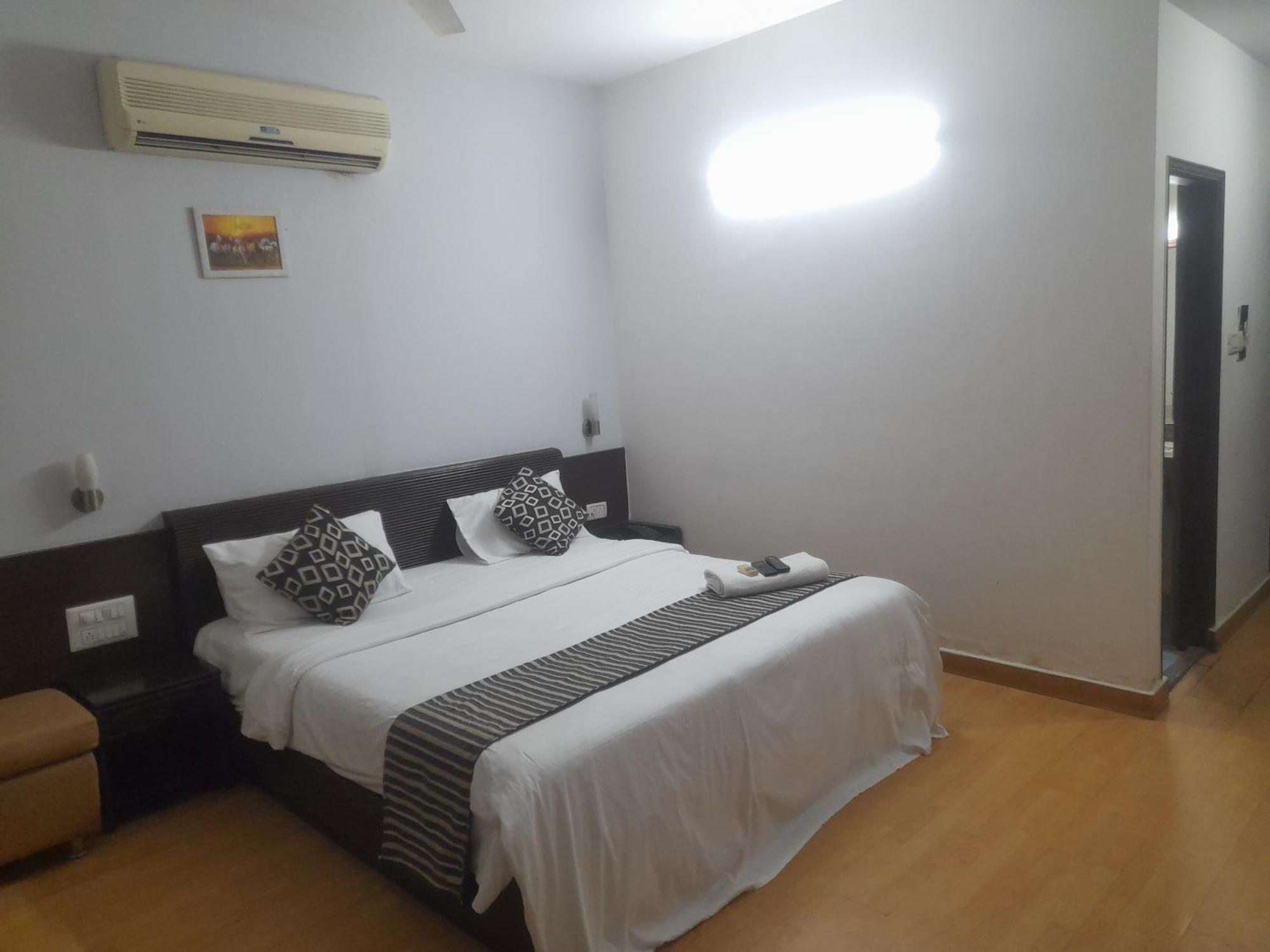 Hotel Prestige Inn Bangalore Extérieur photo